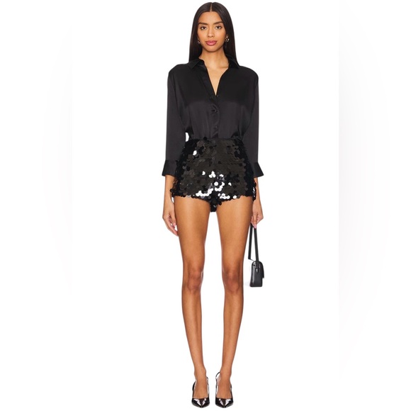 Lamarque Pants - LAMARQUE Leida Hot Shorts in Black
Size small